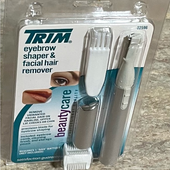New Beauty Care Trim eyebrow shaped and facial hair remover - Picture 4 of 9